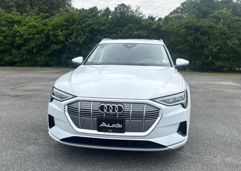Used 2019 Audi e-tron Prestige with VIN WA1VAAGE6KB022726 for sale in Portland, OR