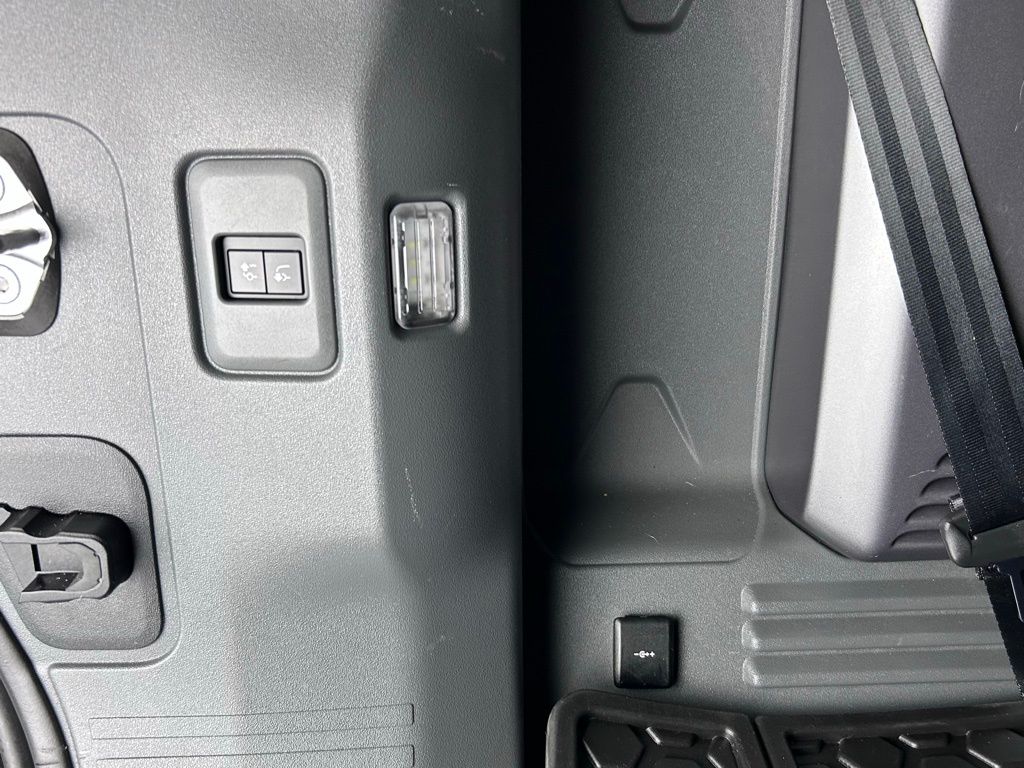 2022 Land Rover Defender XS Edition - Photo 15