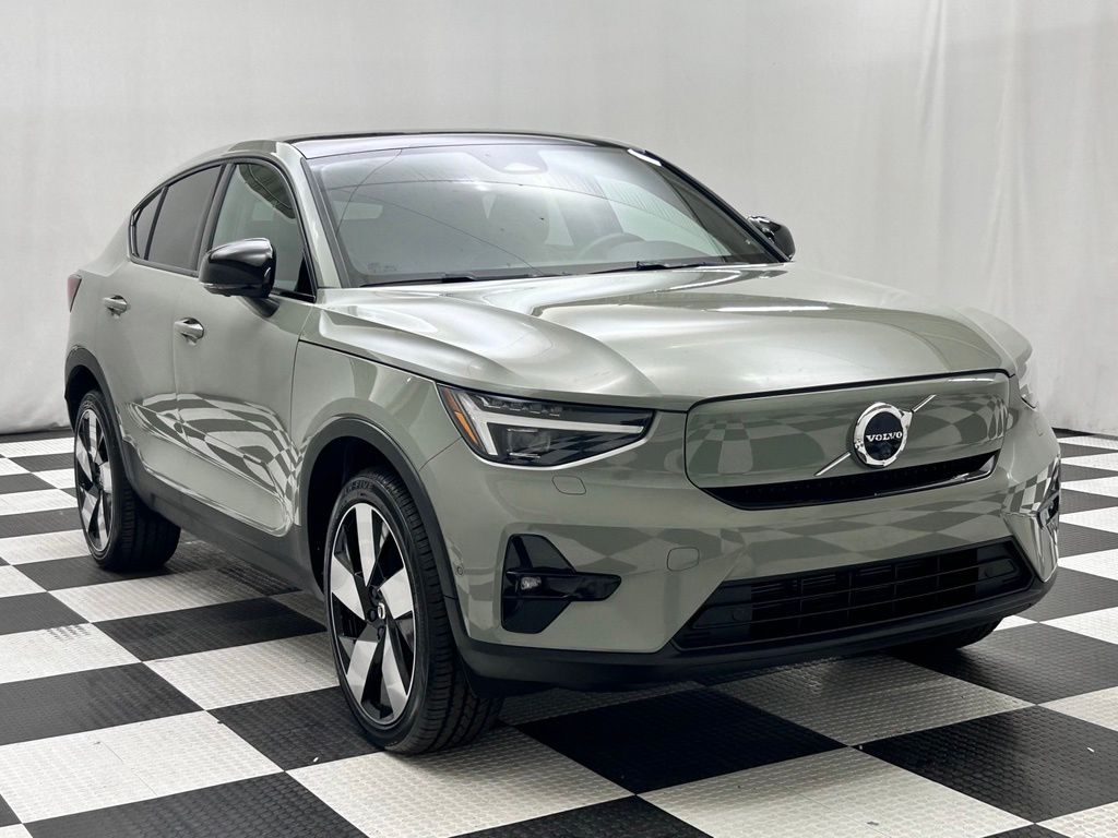 Used 2023 Volvo C40 Ultimate with VIN YV4ED3GM8P2058972 for sale in Portland, OR