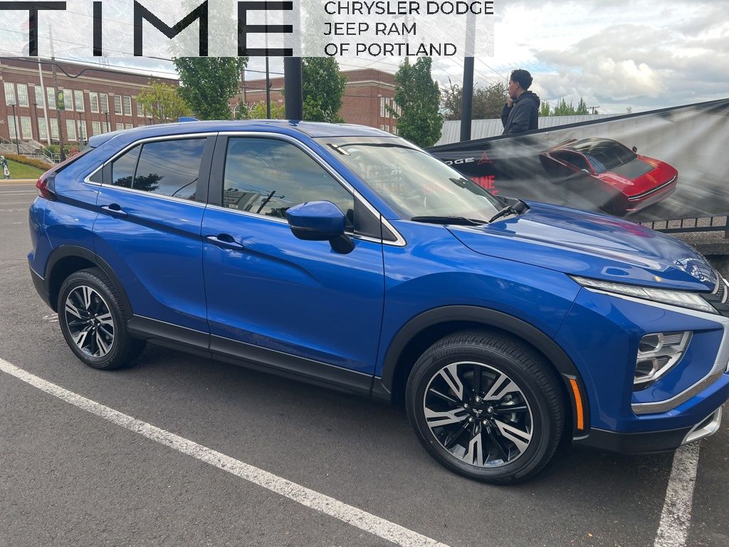 2024 Mitsubishi Eclipse Cross SE S-AWC's photo