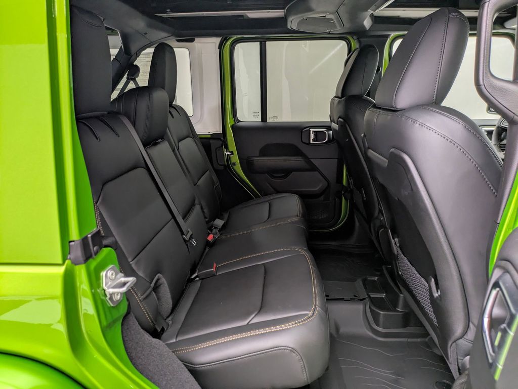 2025 Jeep Wrangler 4-Door Rubicon 392 Final Edition - Photo 18