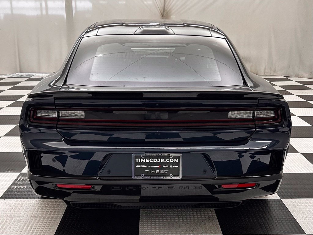2026 Dodge Charger Daytona Scat Pack - Photo 6