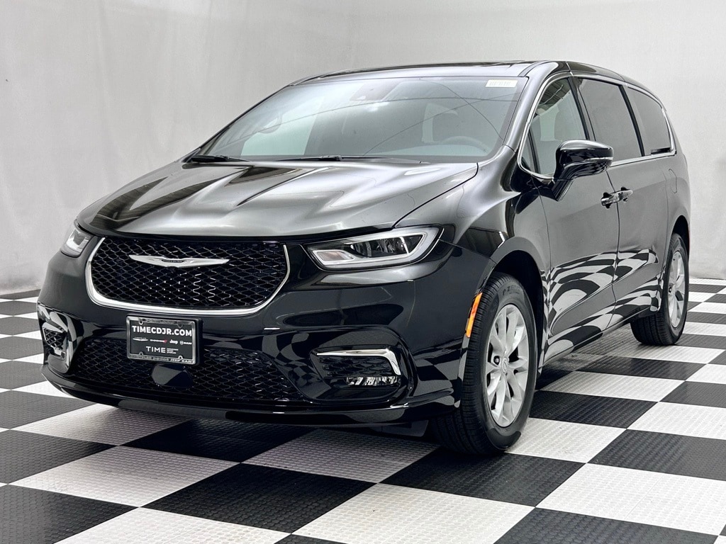 New 2026 Chrysler Pacifica Select Passenger Van