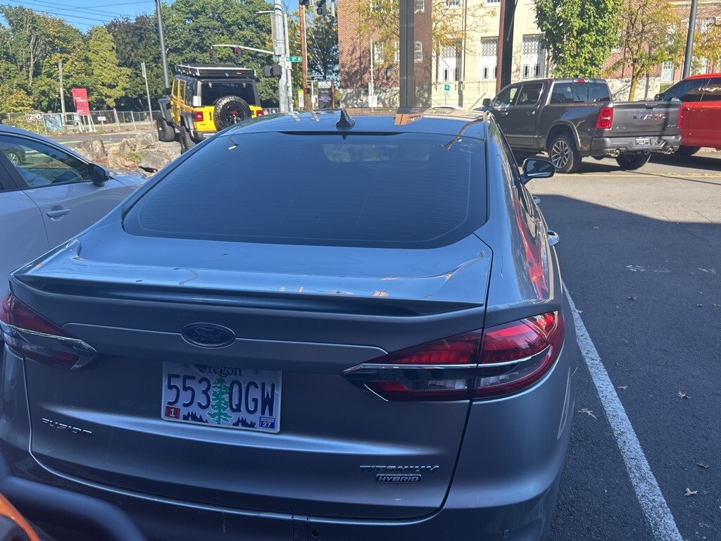 2020 Ford Fusion Hybrid Titanium photo 2