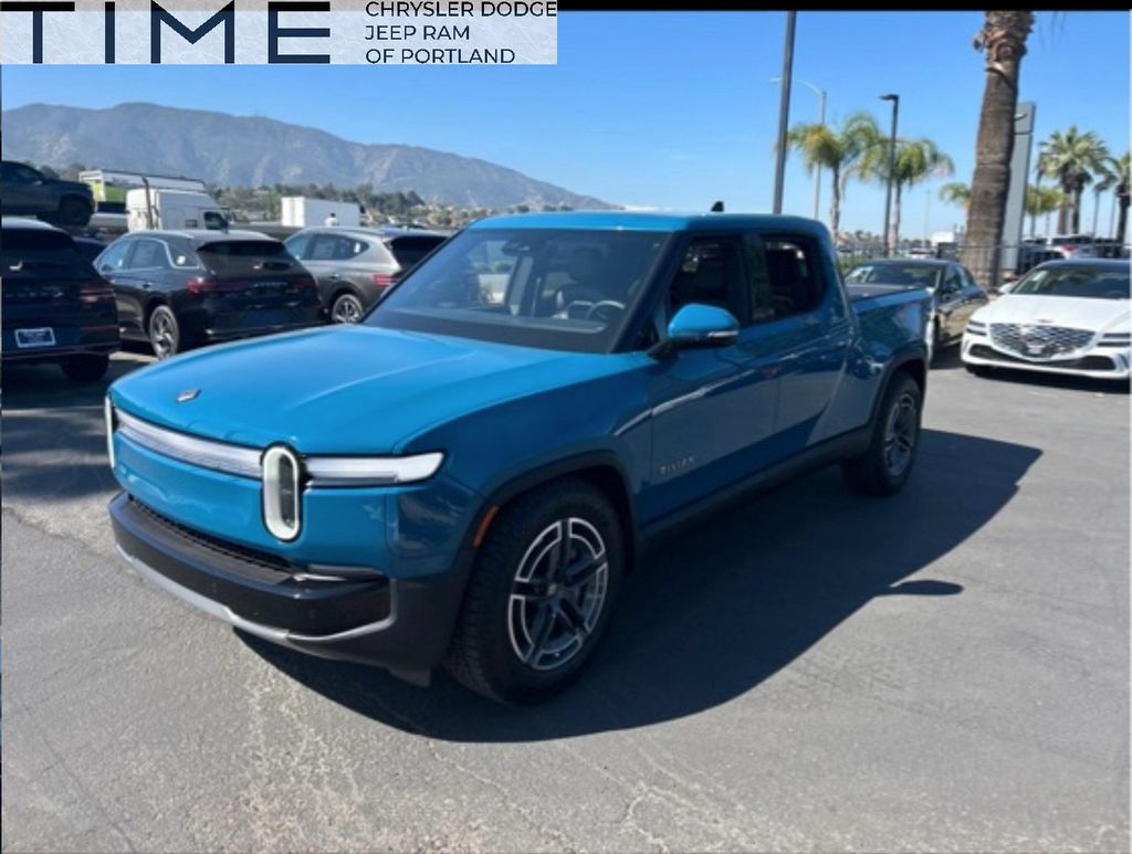 2025 Rivian R1T Adventure