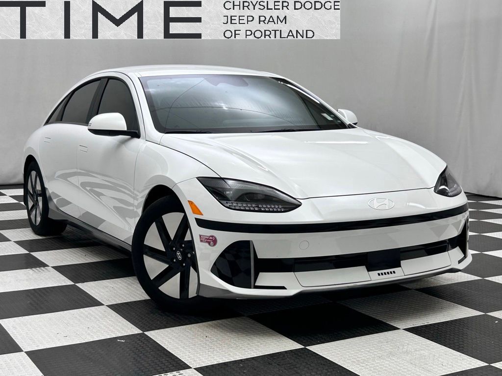 2024 Hyundai Ioniq 6 SE RWD's photo