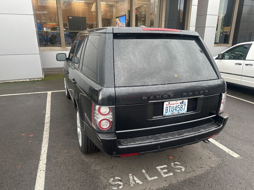 2012 Land Rover Range Rover HSE photo 2