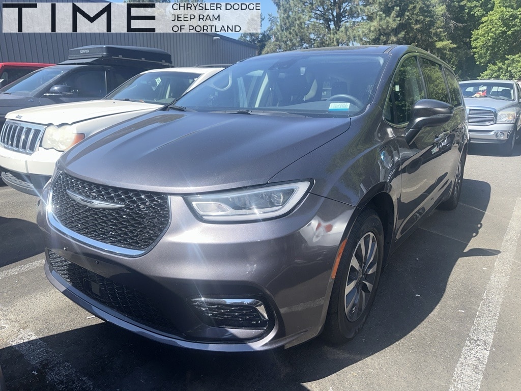 2023 Chrysler Pacifica Hybrid