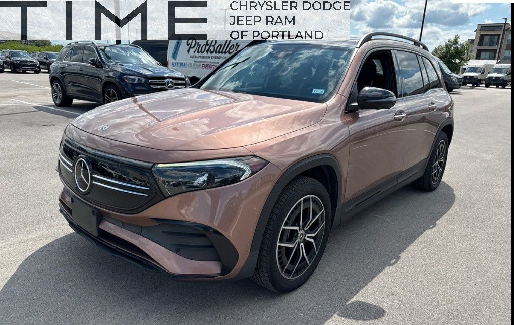 2023 Mercedes-Benz EQB EQB 300's photo