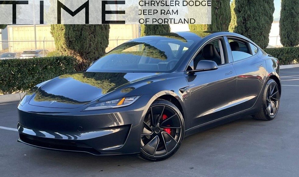 2024 Tesla Model 3 Performance's photo