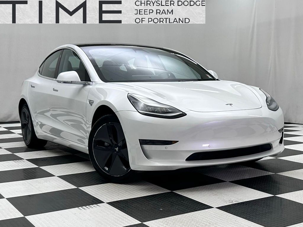 2020 Tesla Model 3 Base's photo