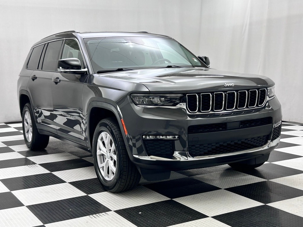 Used 2022 Jeep Grand Cherokee L Limited with VIN 1C4RJKBG5N8578453 for sale in Portland, OR