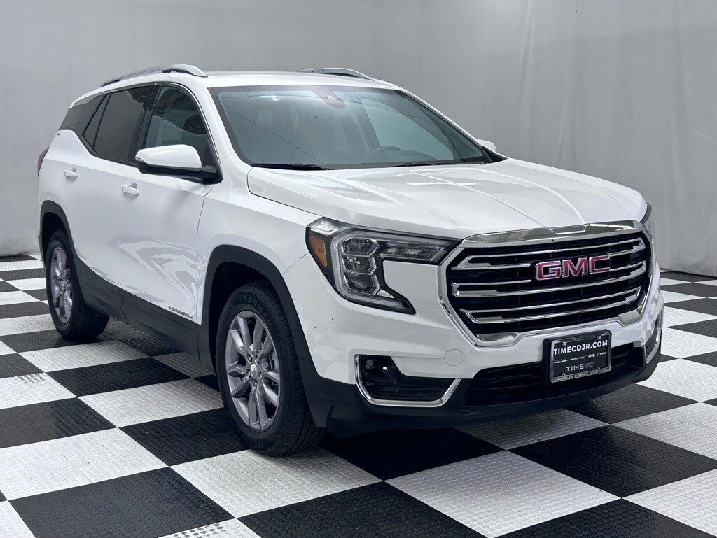 2023 Gmc Terrain SLT photo 2