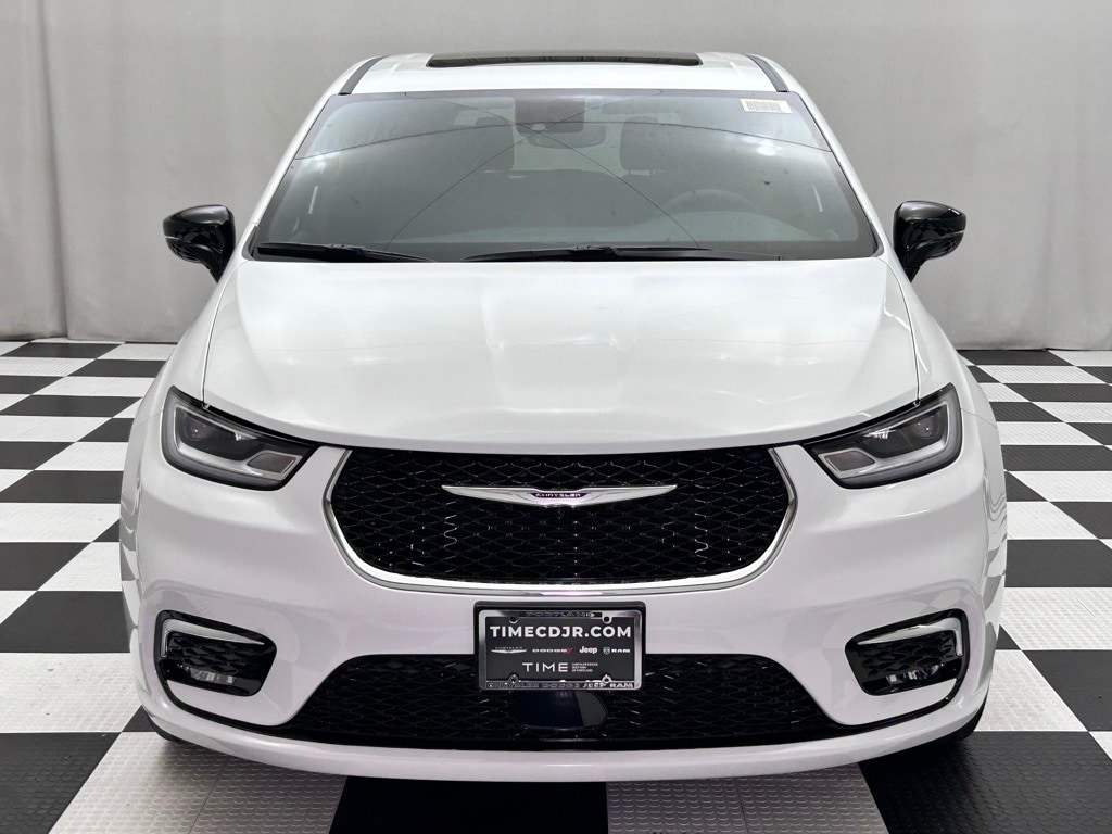 New 2026 Chrysler Pacifica Select Passenger Van