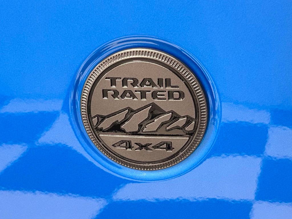 2025 Jeep Wrangler 4-Door Willys - Photo 11