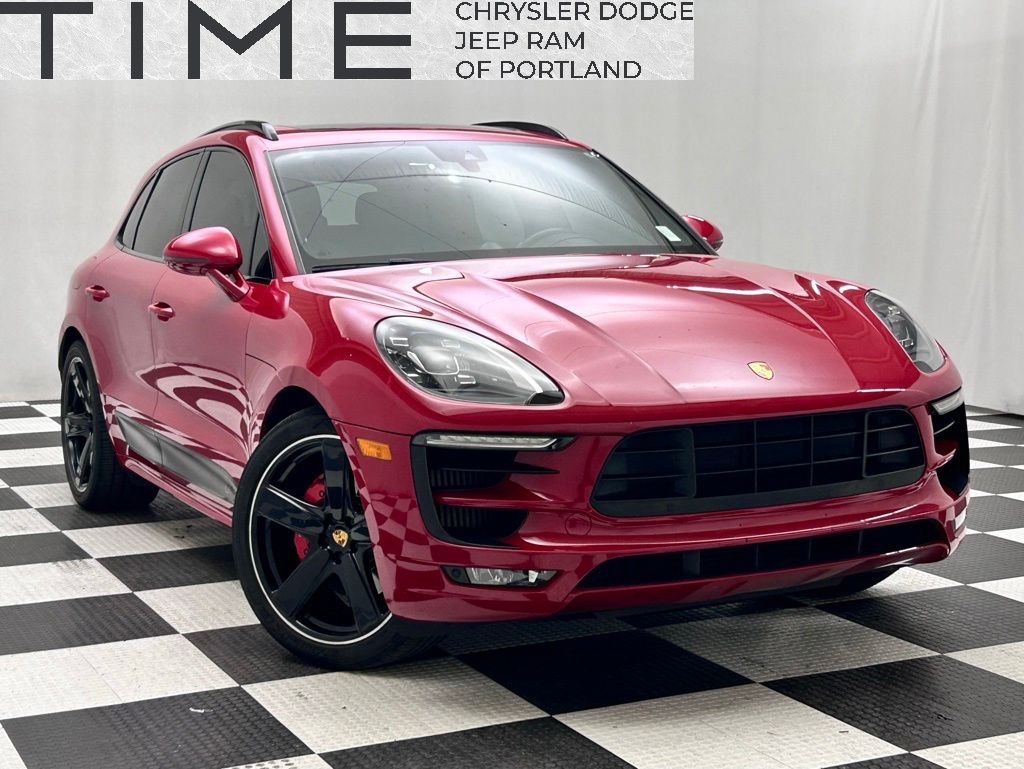 2018 Porsche Macan GTS's photo