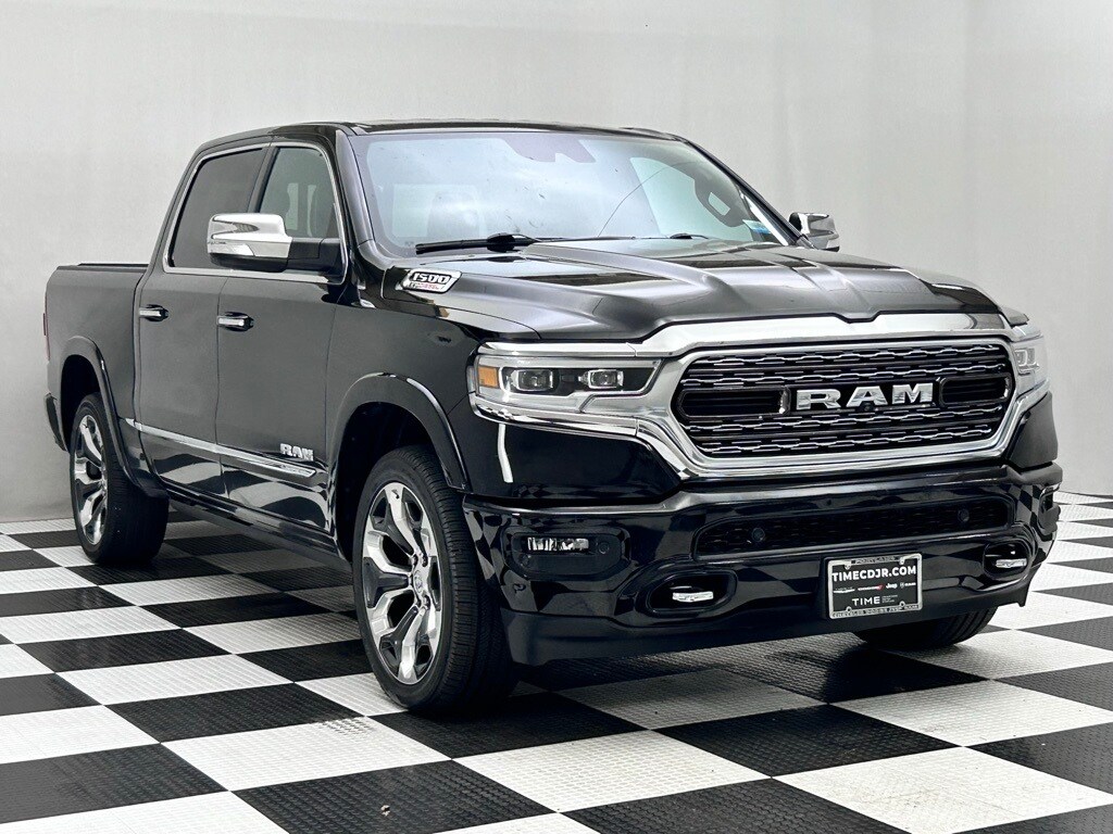 2020 Ram 1500 Limited photo 2