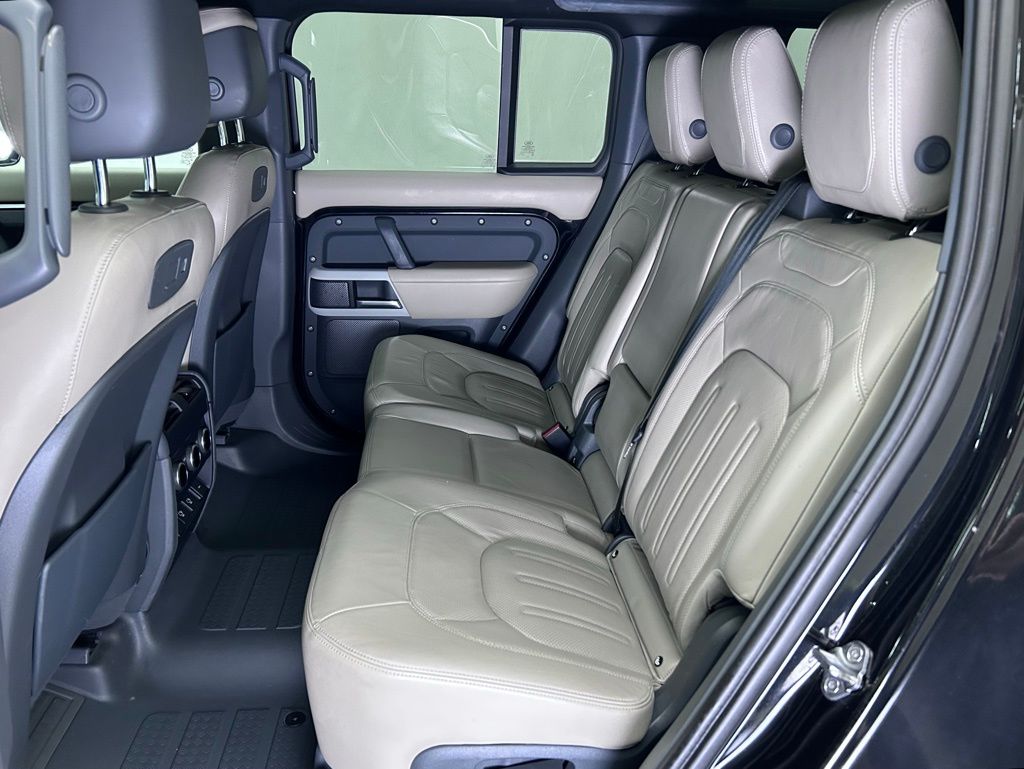 2022 Land Rover Defender XS Edition - Photo 32