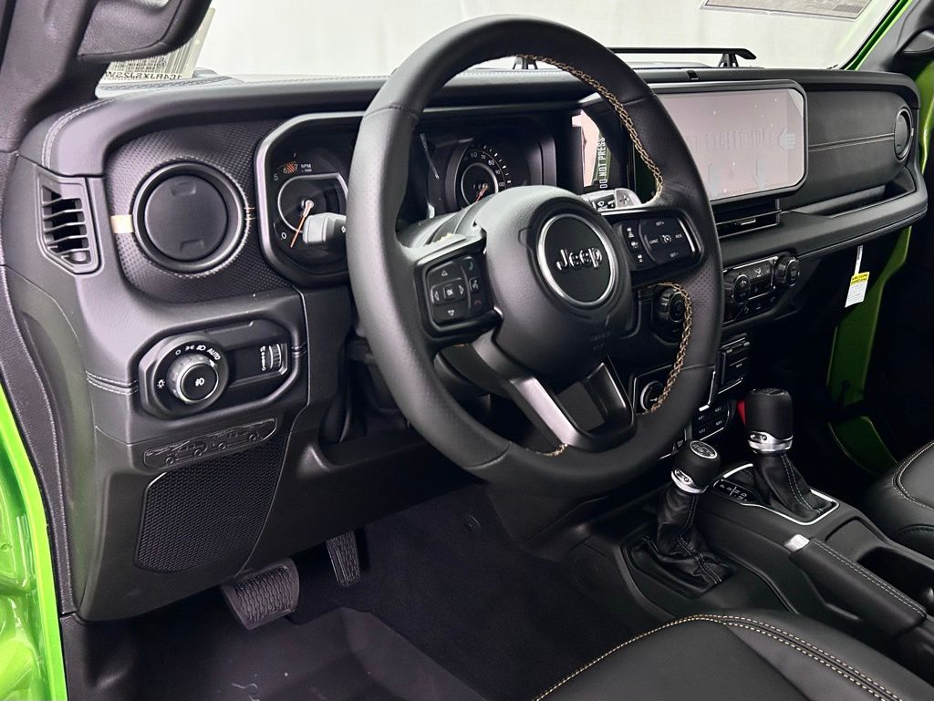 2025 Jeep Wrangler 4-Door Rubicon 392 Final Edition - Photo 33