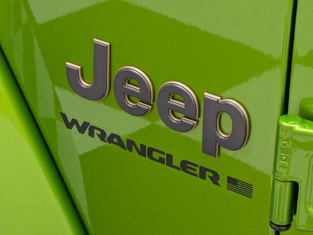 2025 Jeep Wrangler 4-Door Rubicon 392 Final Edition - Photo 10