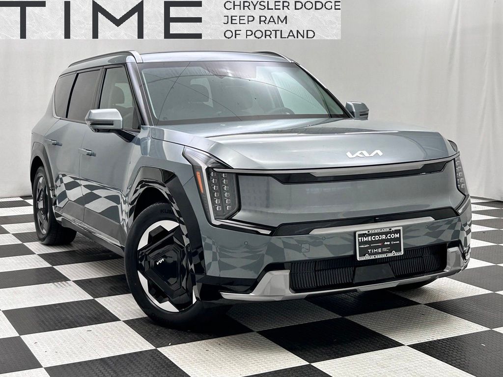 2024 Kia EV9 Land AWD's photo