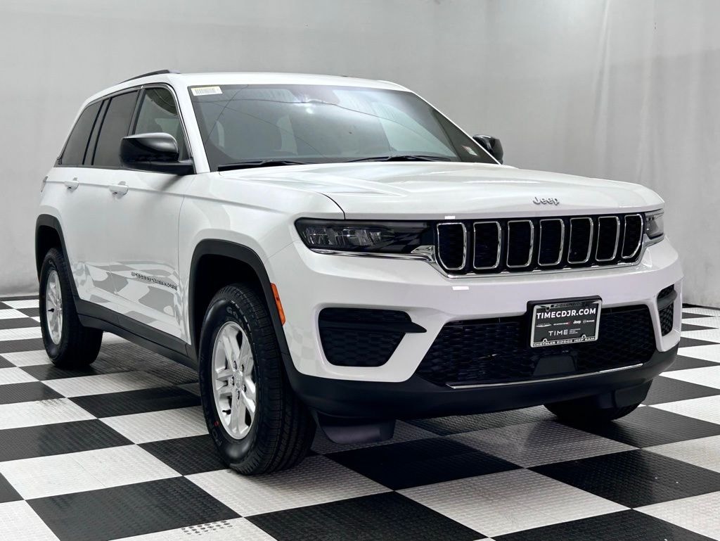 New 2025 Jeep Grand Cherokee Laredo Sport Utility