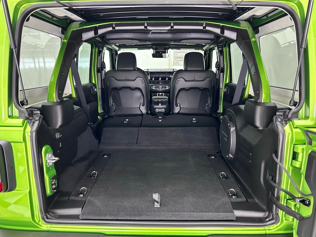 2025 Jeep Wrangler 4-Door Rubicon 392 Final Edition - Photo 21