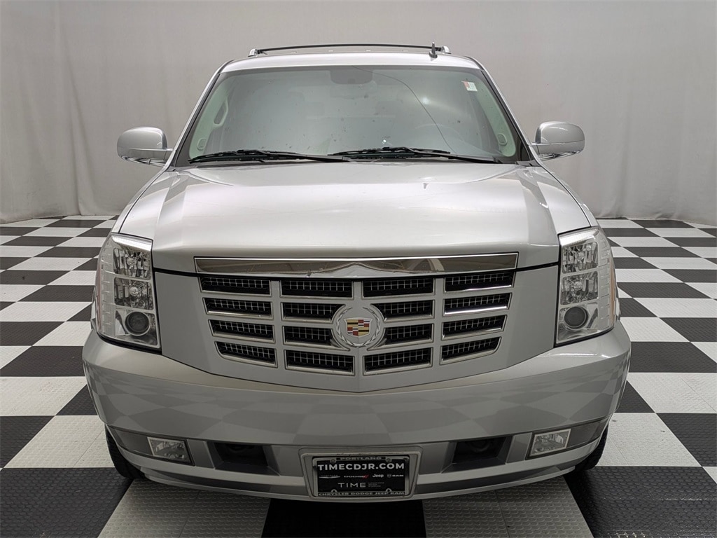 Used 2013 Cadillac Escalade Base with VIN 1GYS4AEFXDR189235 for sale in Portland, OR