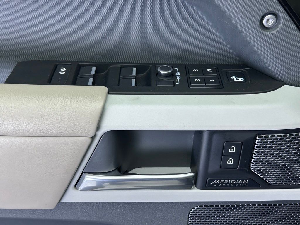 2022 Land Rover Defender XS Edition - Photo 25
