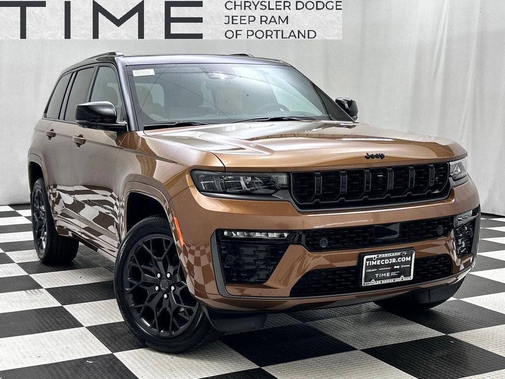 2026 Jeep Grand Cherokee Summit 4x4's photo