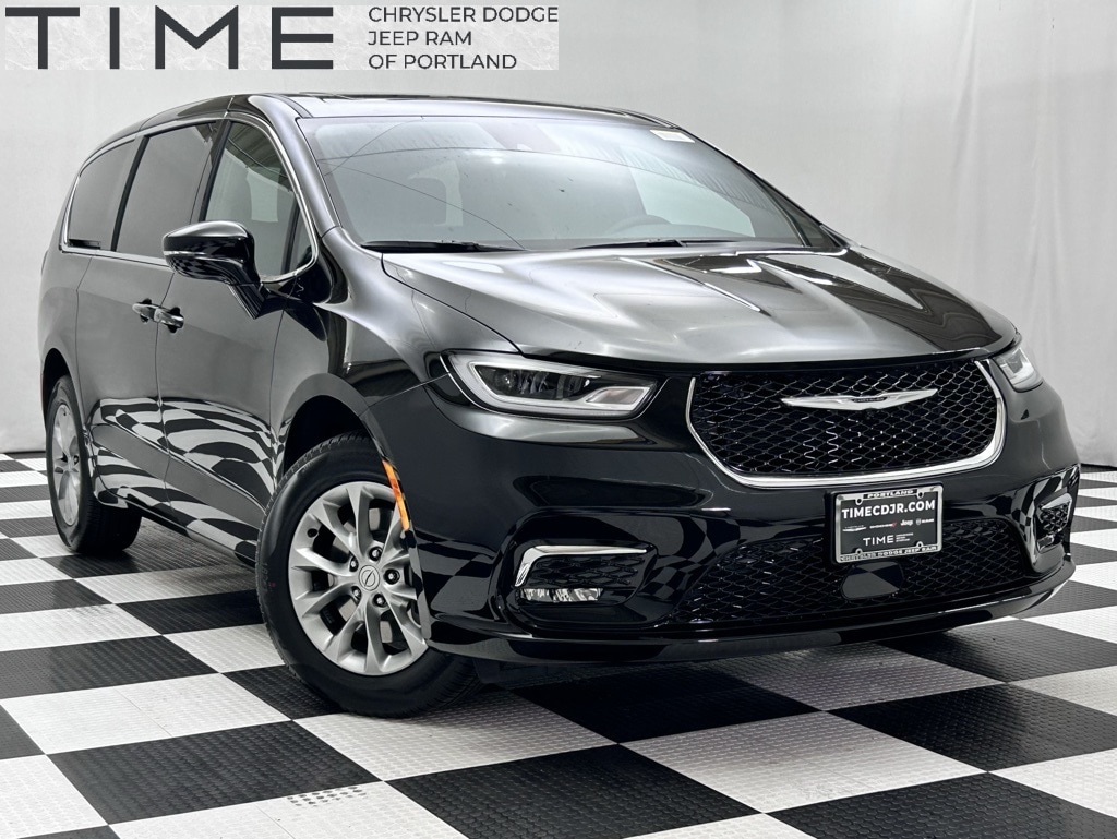 New 2026 Chrysler Pacifica Select Passenger Van