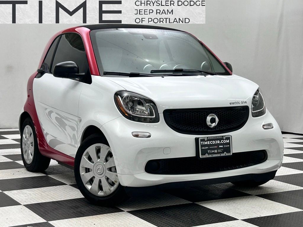 2017 smart fortwo electric drive pure coupe's photo