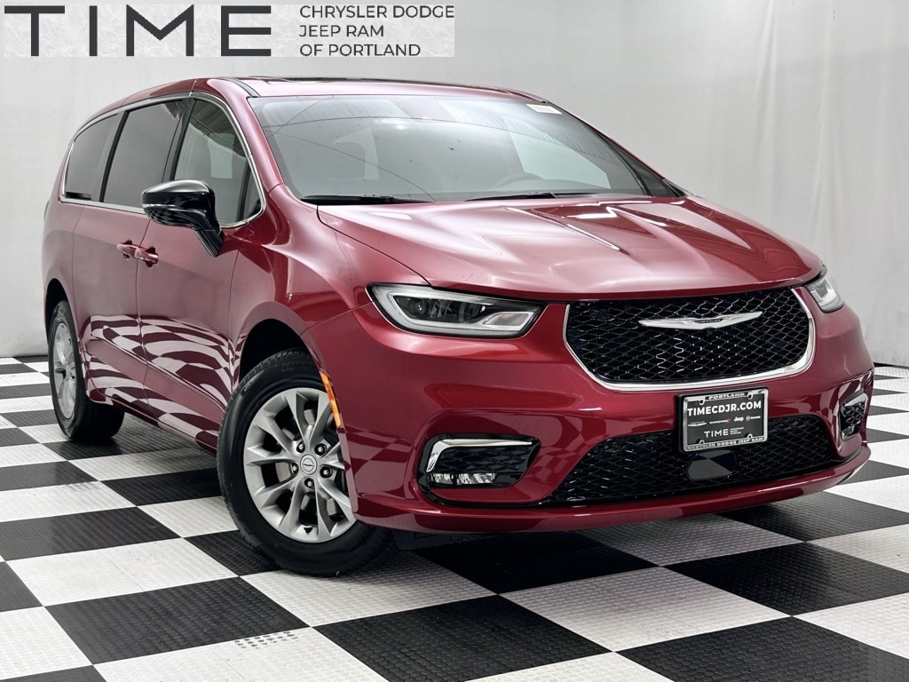 2026 Chrysler Pacifica Passenger Van 