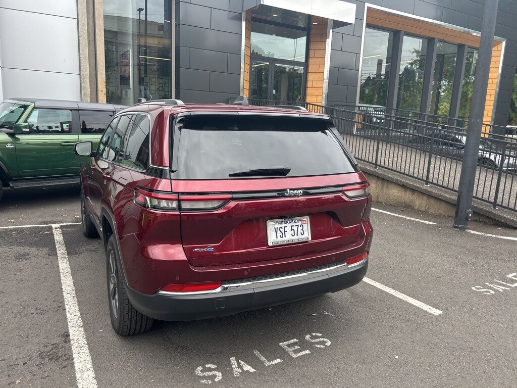 2022 Jeep Grand Cherokee Limited 4xe photo 2