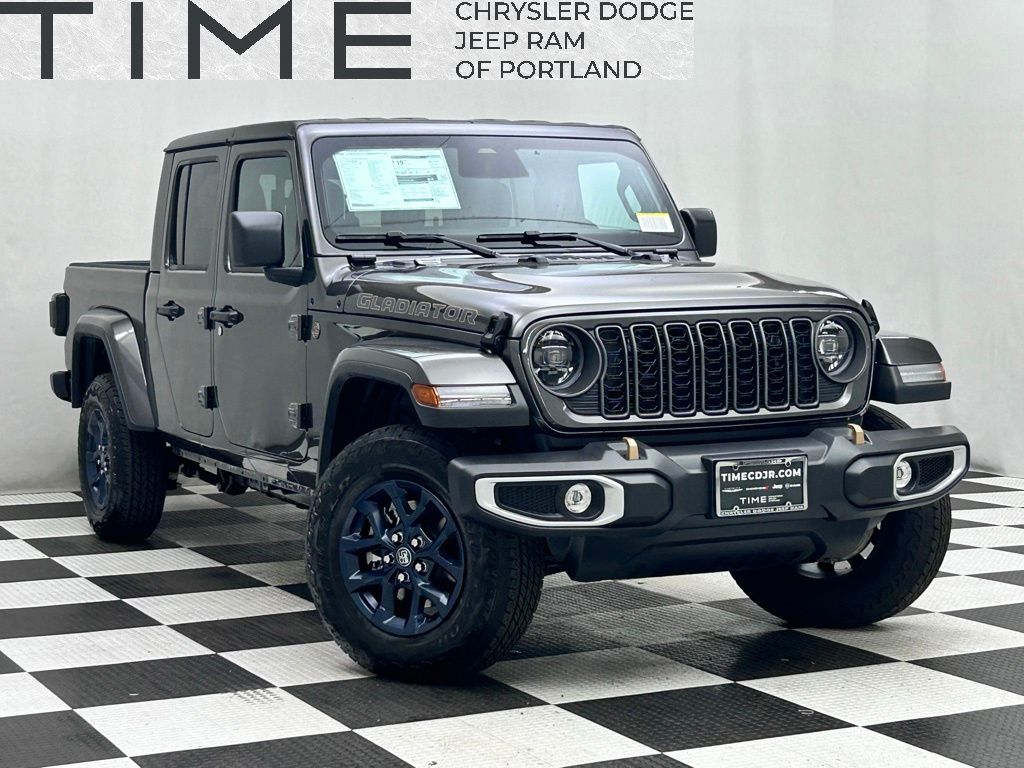 2026 Jeep Gladiator 85th Anniversary Edition Auto's photo