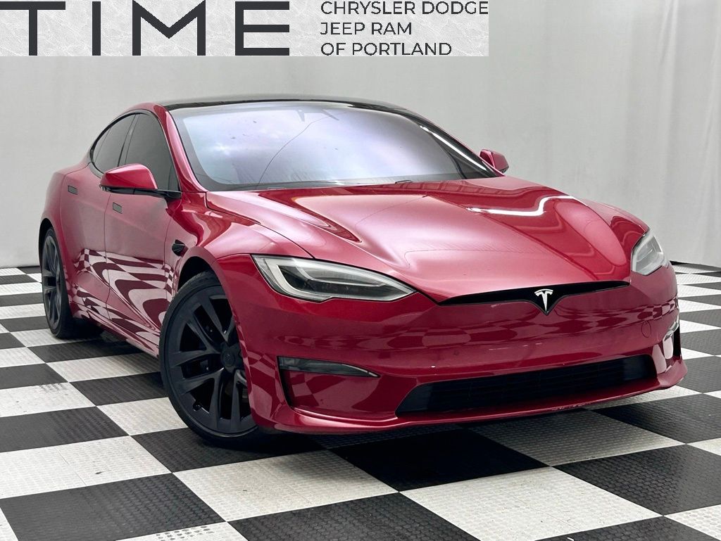 2022 Tesla Model S Plaid's photo