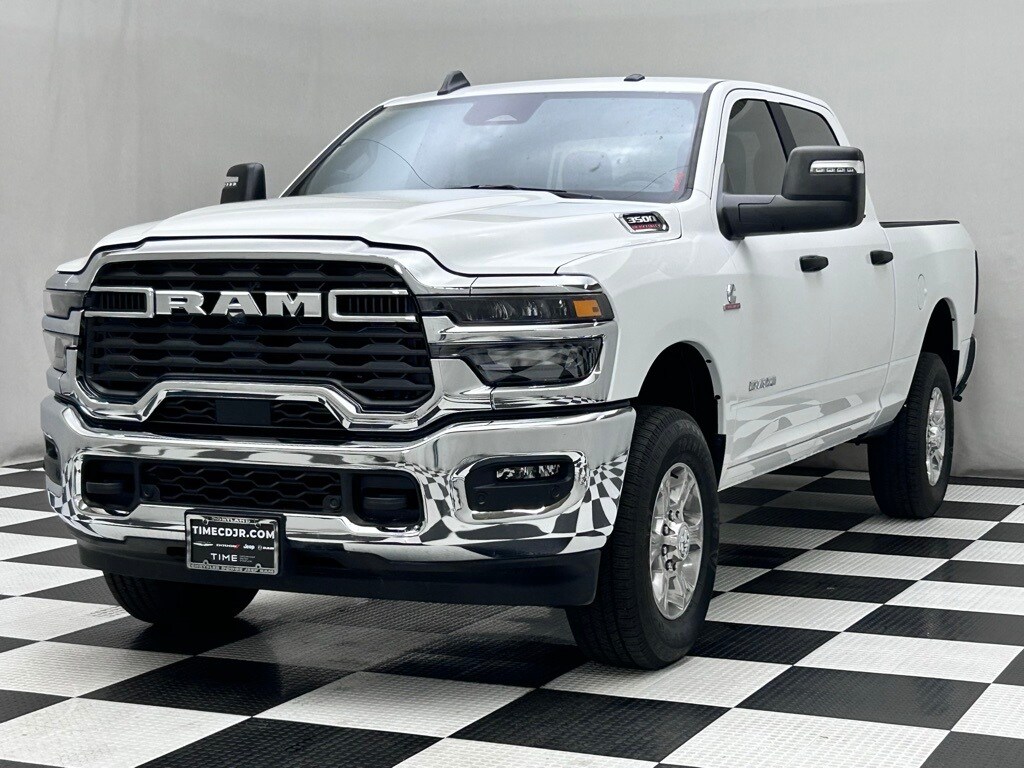 2026 Ram 3500 Big Horn photo 4