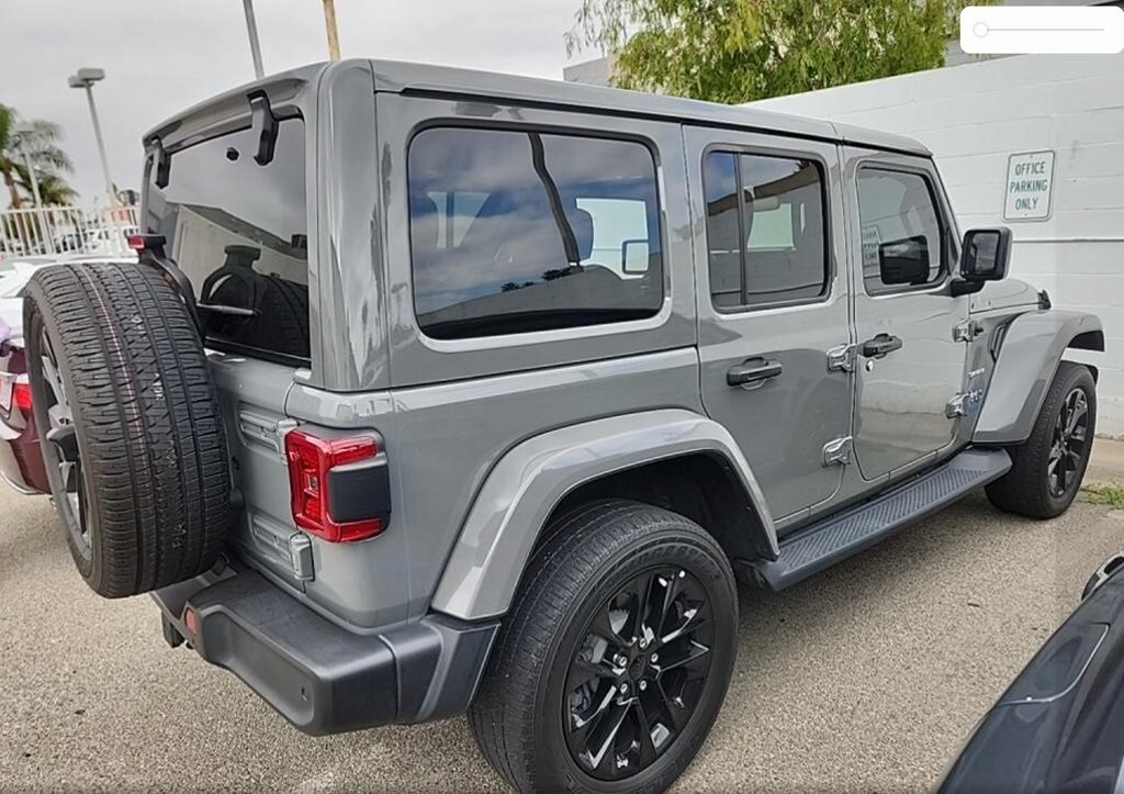 2021 Jeep Wrangler Unlimited Sahara 4xe photo 2