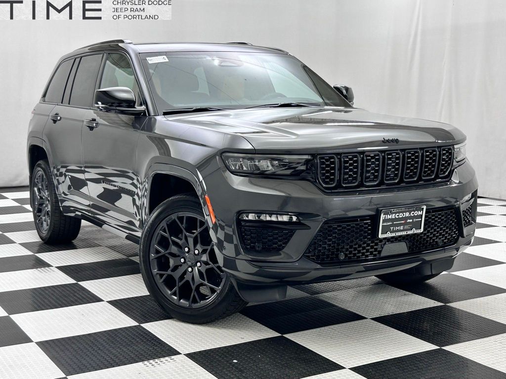 2025 Jeep Grand Cherokee Summit Reserve's photo