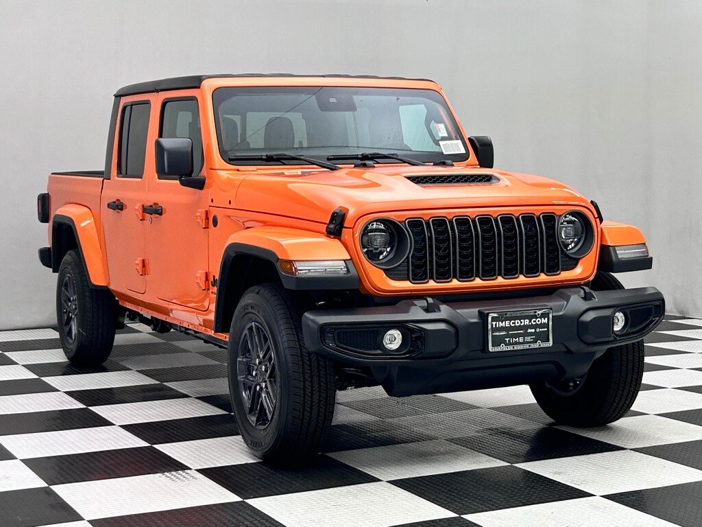 2025 Jeep Gladiator Sport photo 2