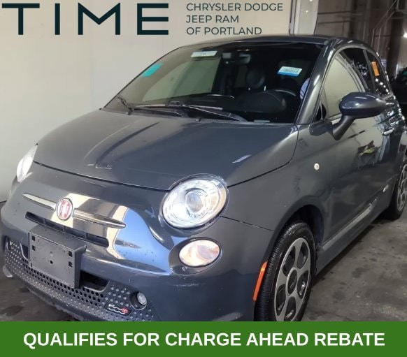 Used 2018 FIAT 500e Battery Electric with VIN 3C3CFFGE2JT377423 for sale in Portland, OR