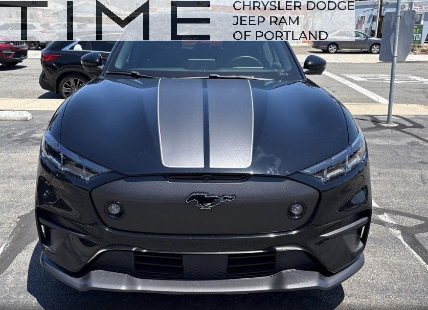 2024 Ford Mustang-Mach-e GT's photo