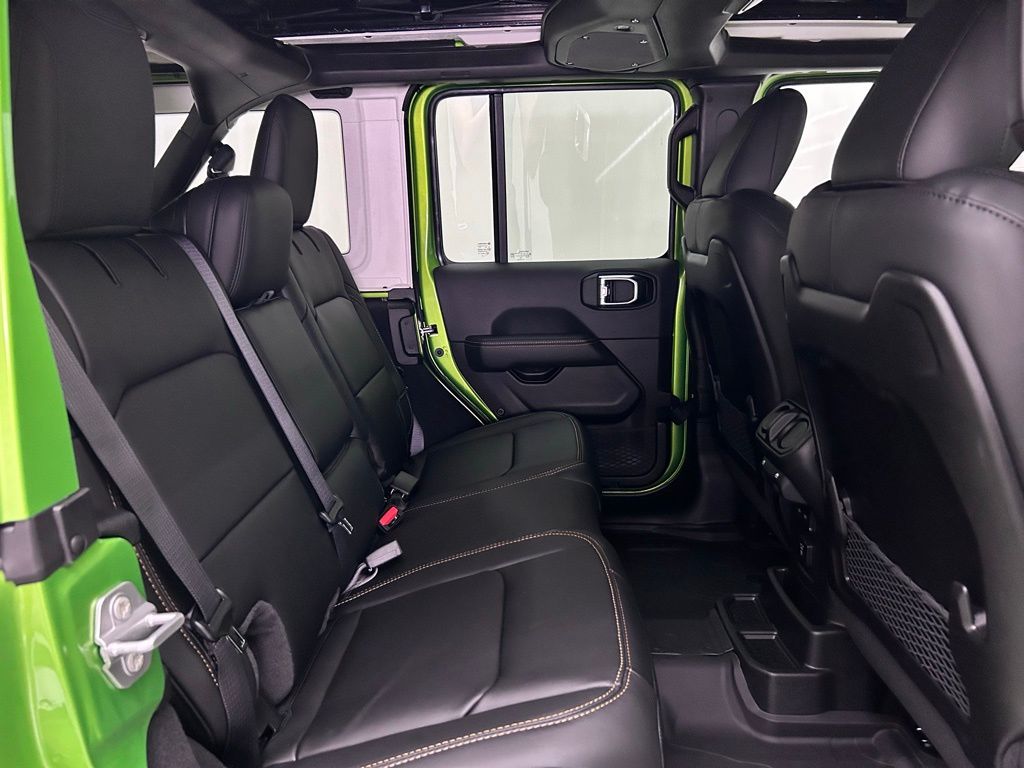 2025 Jeep Wrangler 4-Door Rubicon 392 Final Edition - Photo 37