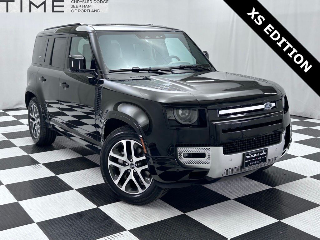 2022 Land Rover Defender XS Edition's photo