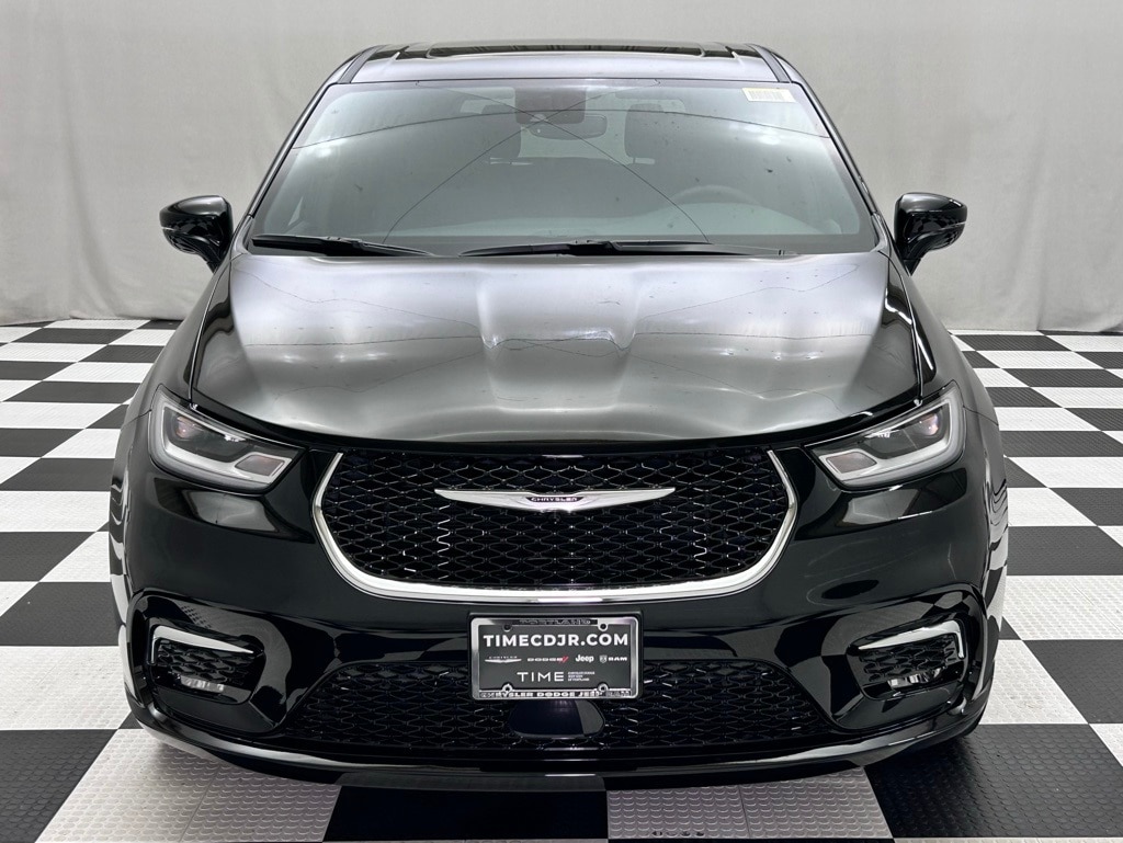 New 2026 Chrysler Pacifica Select Passenger Van