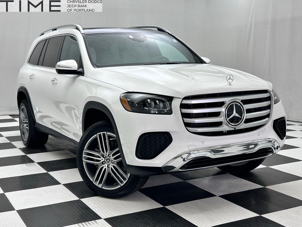 2024 Mercedes-Benz GLS Base's photo