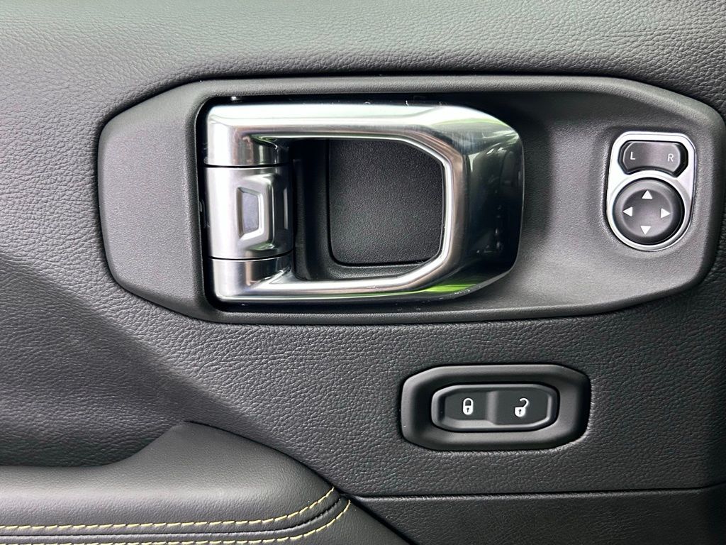 2025 Jeep Wrangler 4-Door Rubicon 392 Final Edition - Photo 29