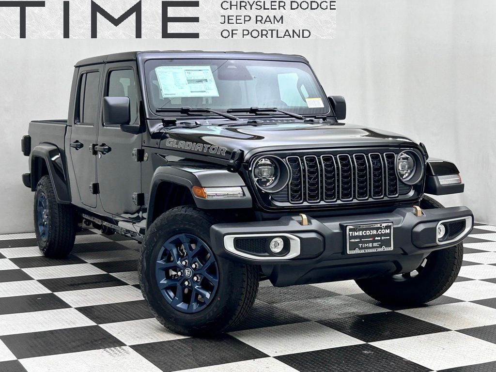 2026 Jeep Gladiator 85th Anniversary Edition Auto's photo