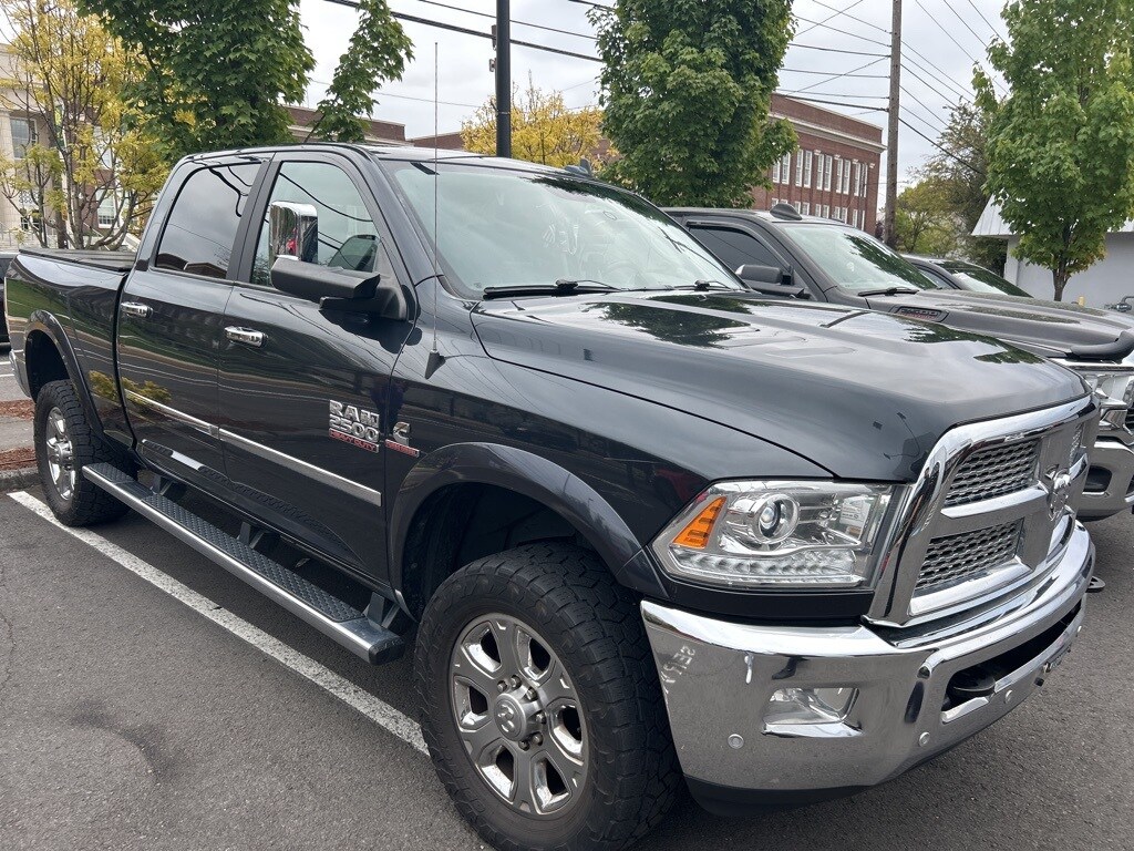 2017 Ram 2500 Laramie photo 2