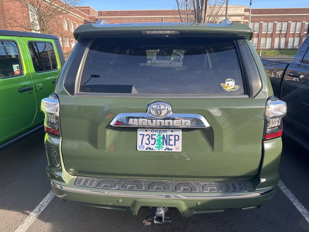 2022 Toyota 4Runner Limited photo 4